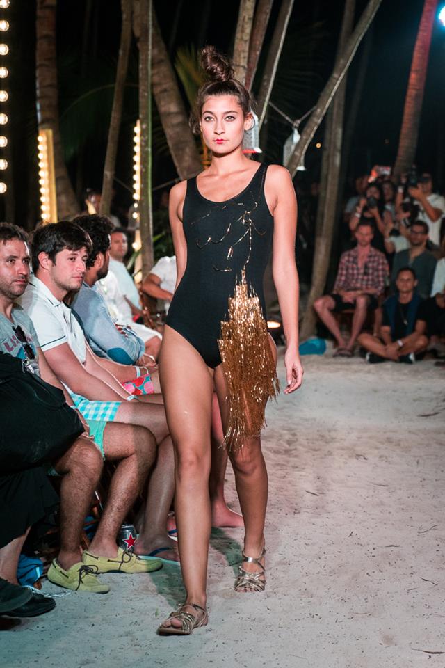 Colección "Yakuza" de Iván Ávalos en la Heineken Winter Beach en Nomade de Tulum. Fotos de Carolina de Luna Franco